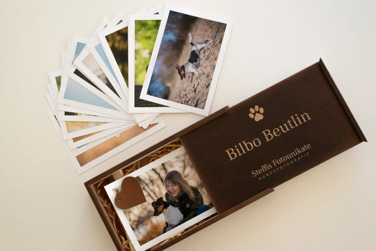 Eine Fotoholzbox zur Aufbewahrung der Fotoabzüge